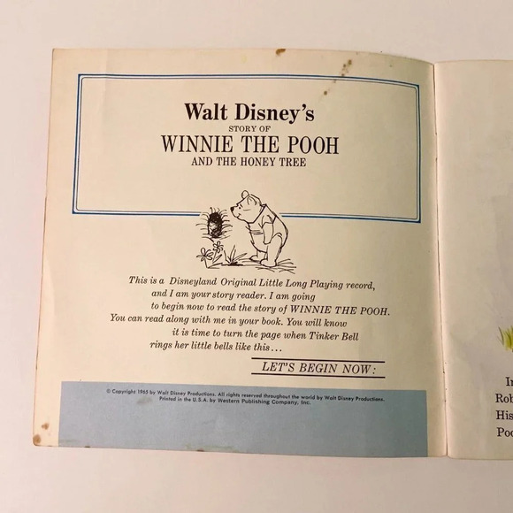 Vintage 1965 Disney Winnie the Pooh and the Honey Tree 7  Inch Record and Book - Picture 3 of 16